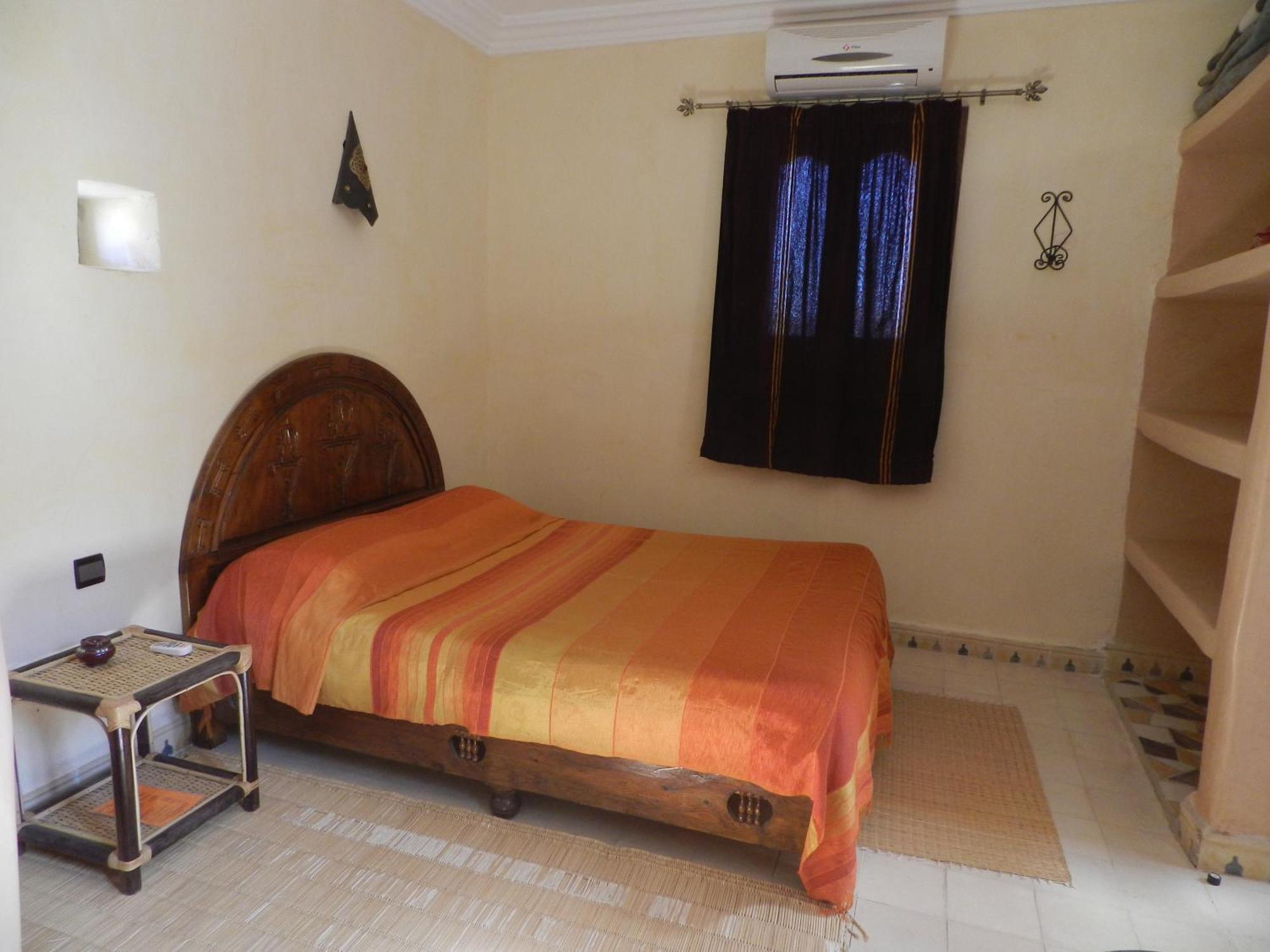 Borj Biramane Bed & Breakfast Icht Bagian luar foto